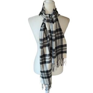 Dunedin 100% Cashmere Black, Grey and White